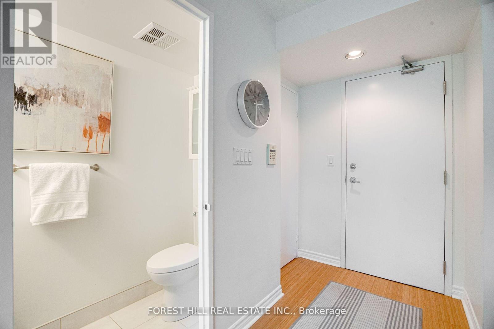 212 - 200 Manitoba Street, Toronto, Ontario  M8Y 3Y9 - Photo 3 - W14033080
