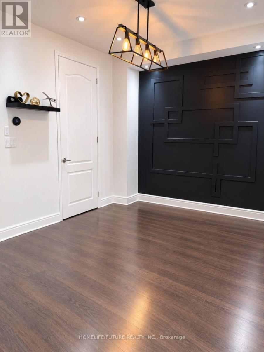 80 Phyllis Drive, Caledon, Ontario  L7C 4E2 - Photo 6 - W14033120
