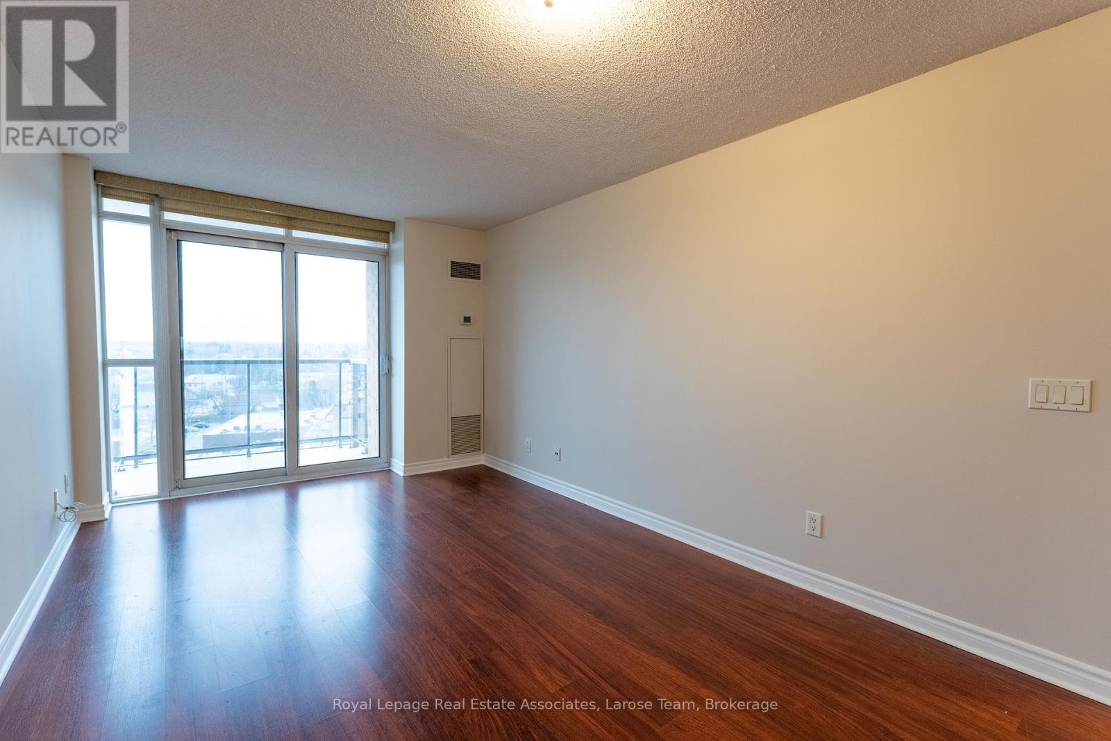 1019 - 5233 Dundas Street W, Toronto, Ontario  M9B 6M1 - Photo 13 - W14033122