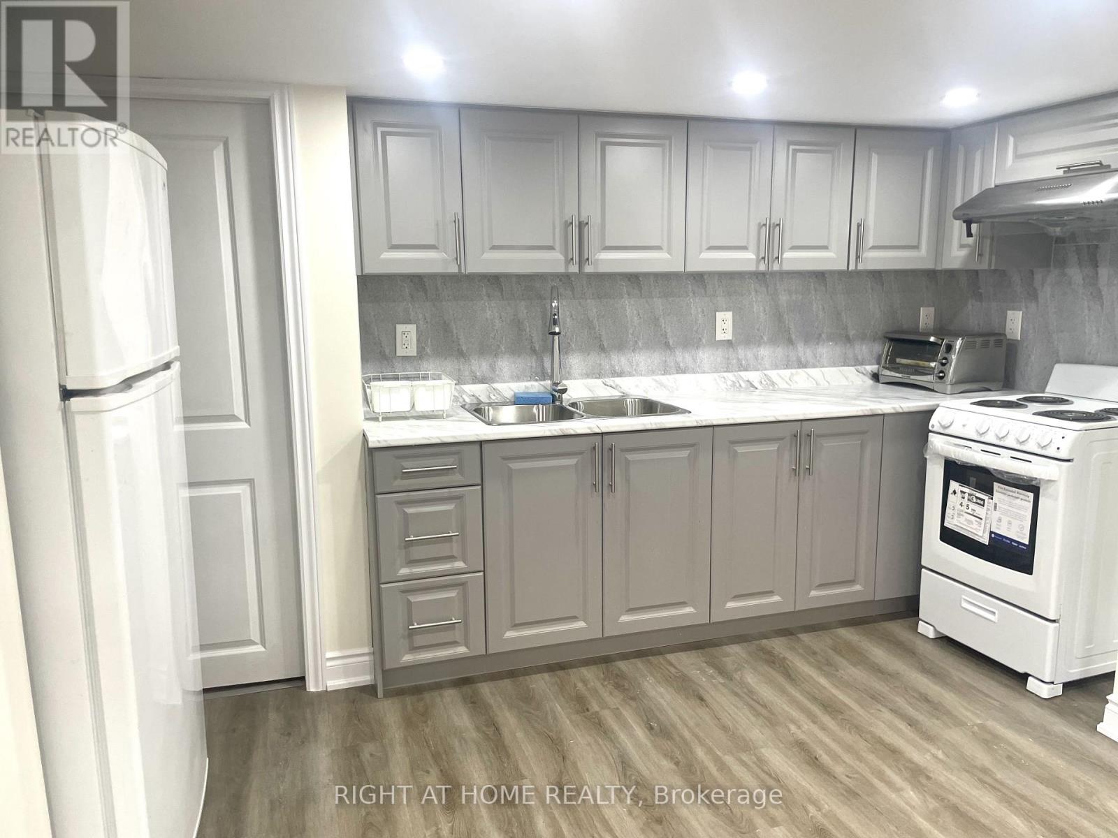 UNIT #2 (BSMT) - 11 HERDWICK STREET, Brampton, Ontario