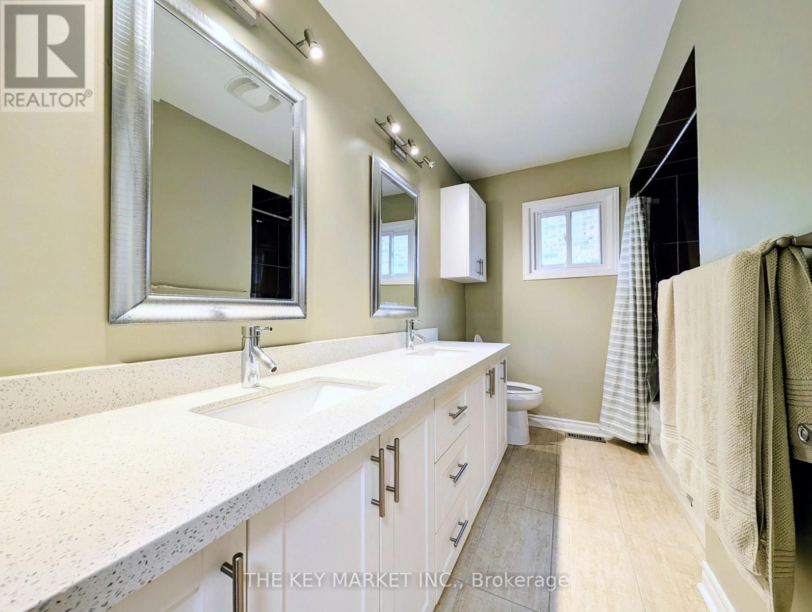 238 Lech Walesa Drive, Mississauga, Ontario  L5B 3H2 - Photo 23 - W14033156