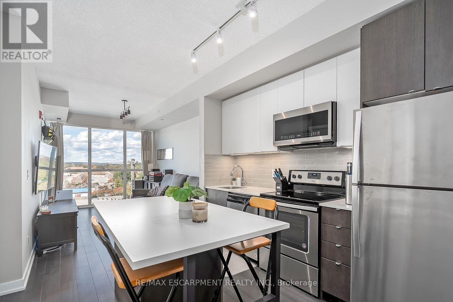 604 - 5240 Dundas Street, Burlington, Ontario  L7L 0J6 - Photo 4 - W14033182