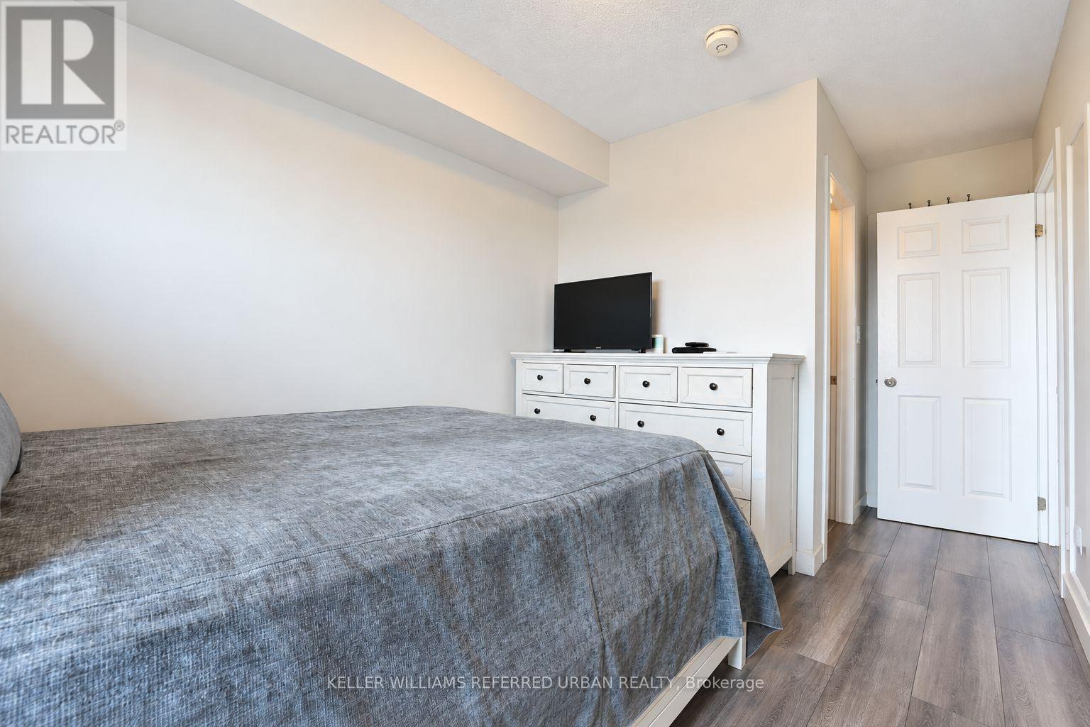25 - 630 Rogers Road, Toronto, Ontario  M6M 1C1 - Photo 2 - W14033186
