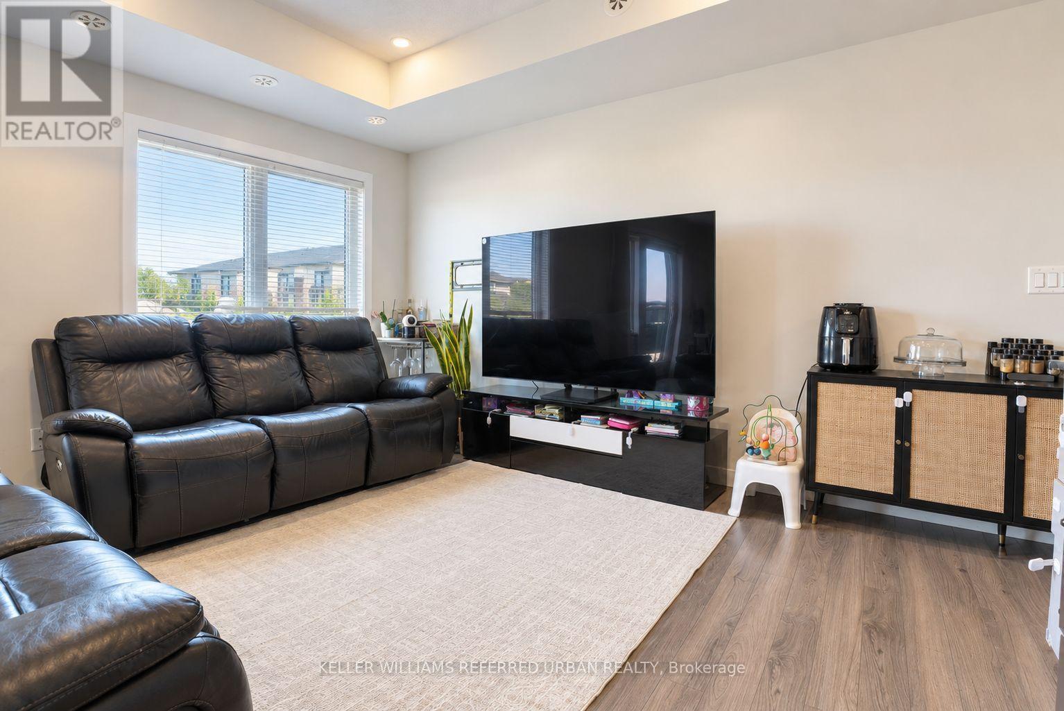 25 - 630 Rogers Road, Toronto, Ontario  M6M 1C1 - Photo 4 - W14033186