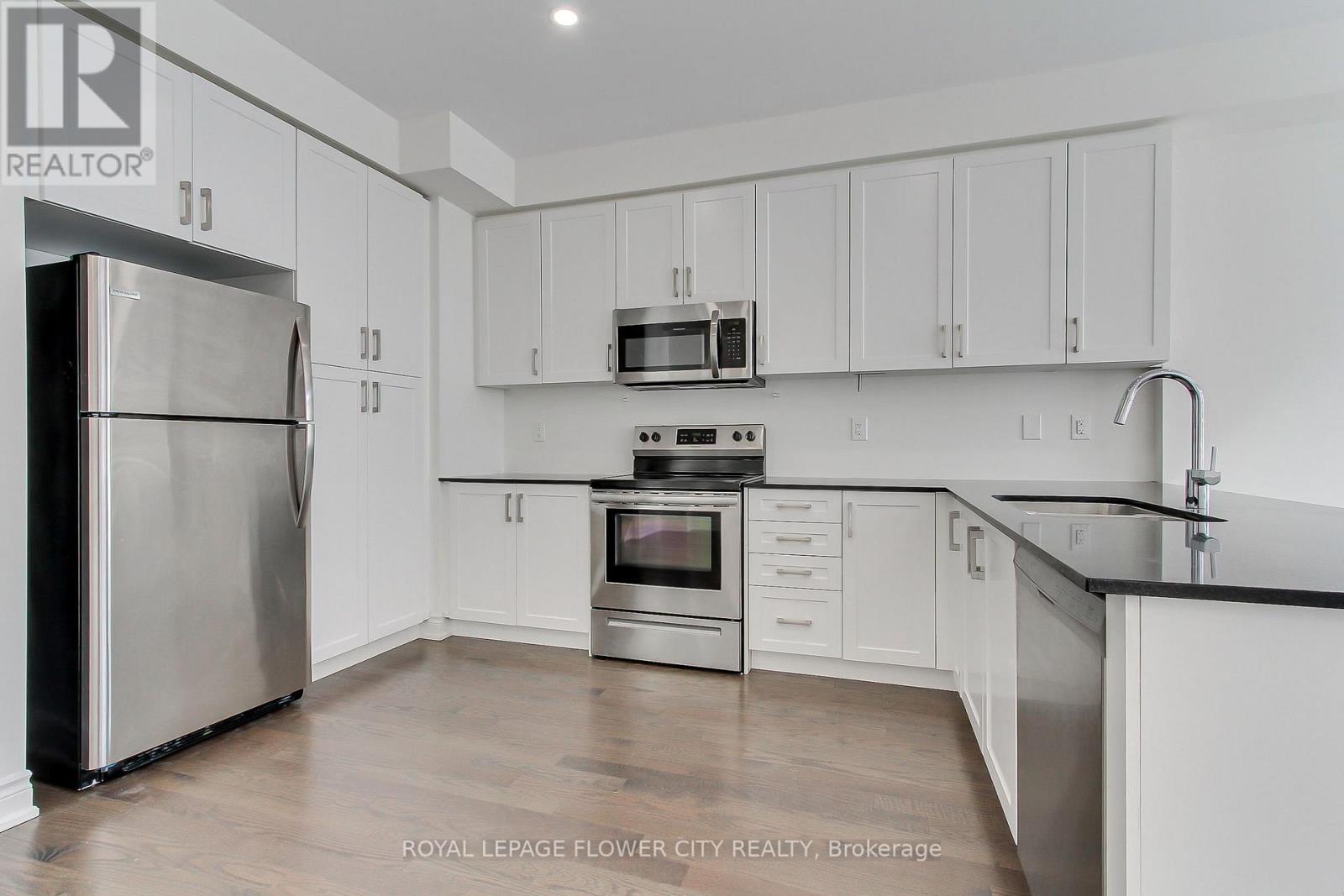 1311 Restivo Lane, Milton, Ontario  L9E 1J9 - Photo 8 - W14033188
