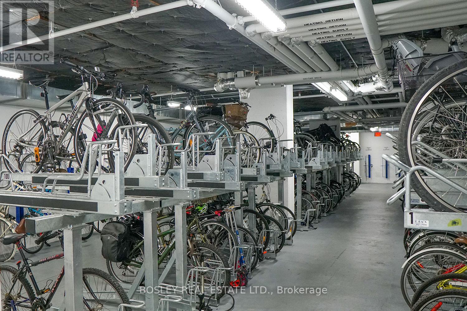 829 - 1830 Bloor Street W, Toronto, Ontario  M6P 0A2 - Photo 24 - W14033226