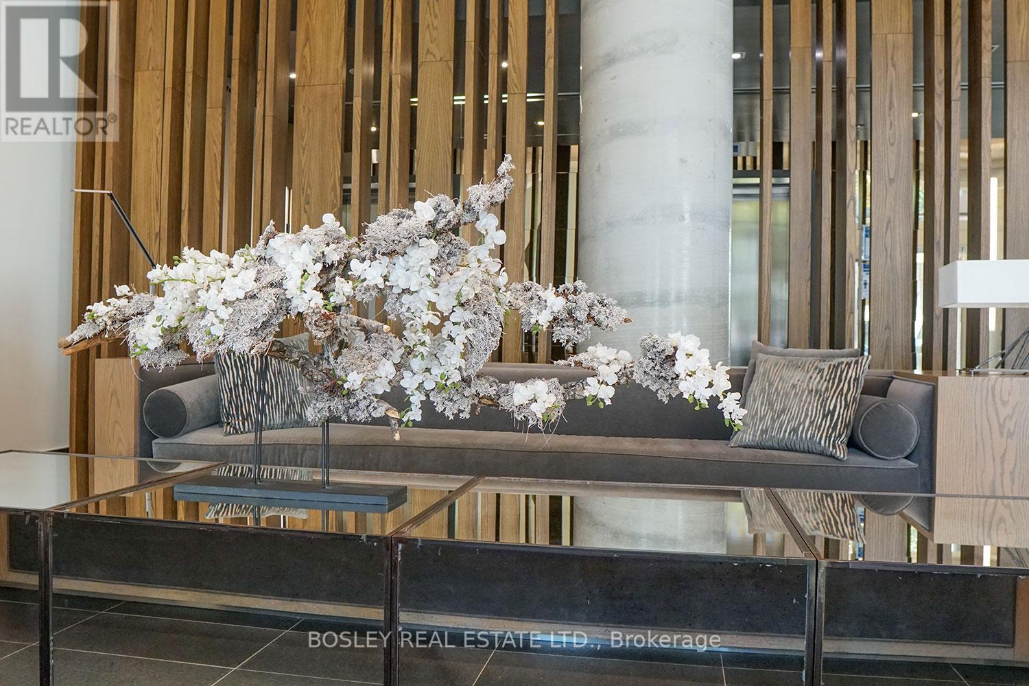 829 - 1830 Bloor Street W, Toronto, Ontario  M6P 0A2 - Photo 28 - W14033226