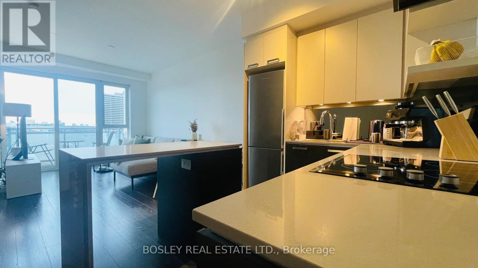 829 - 1830 Bloor Street W, Toronto, Ontario  M6P 0A2 - Photo 9 - W14033226