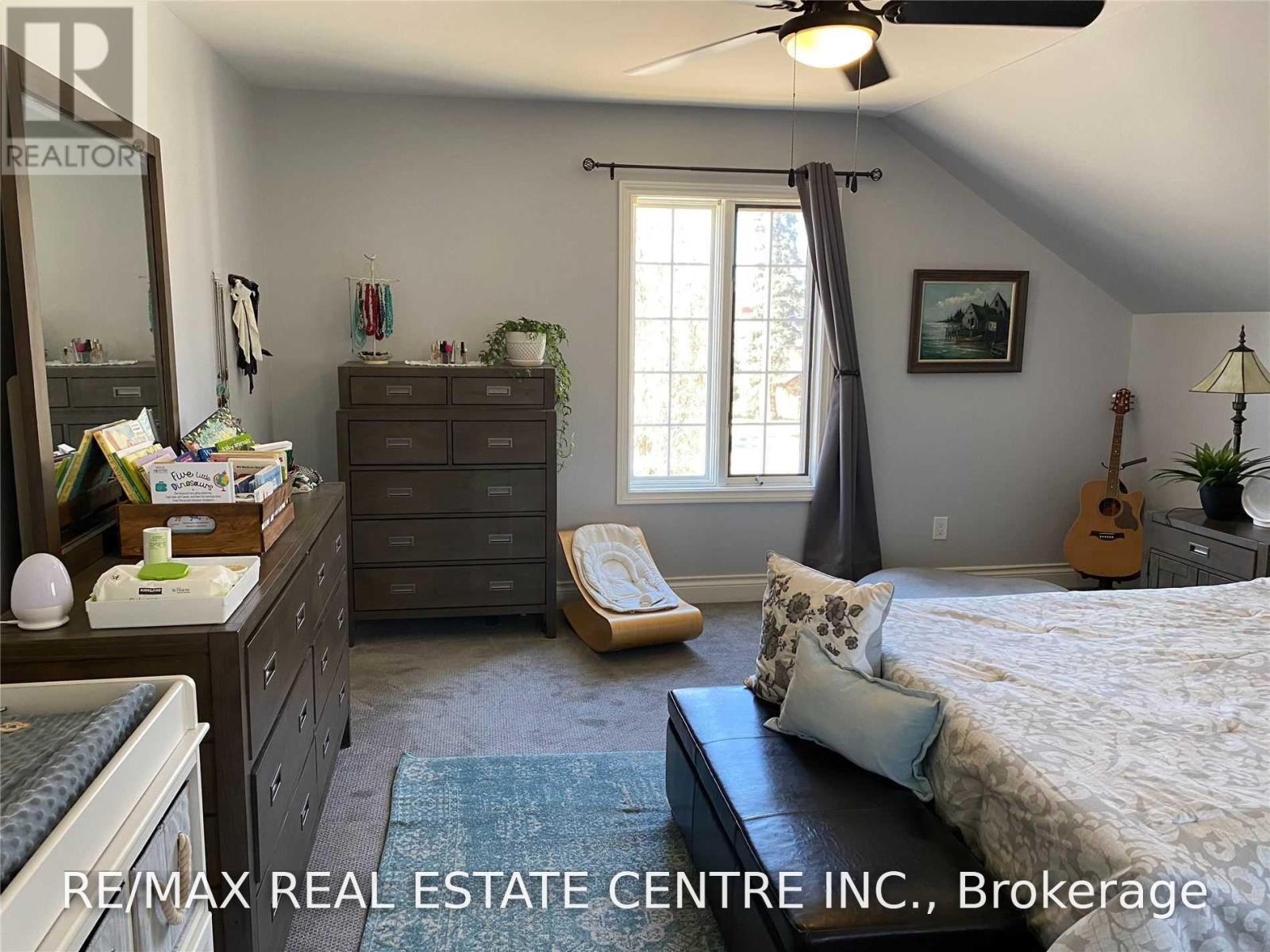 5 William Street, Halton Hills, Ontario  L7G 1Y2 - Photo 12 - W14033276