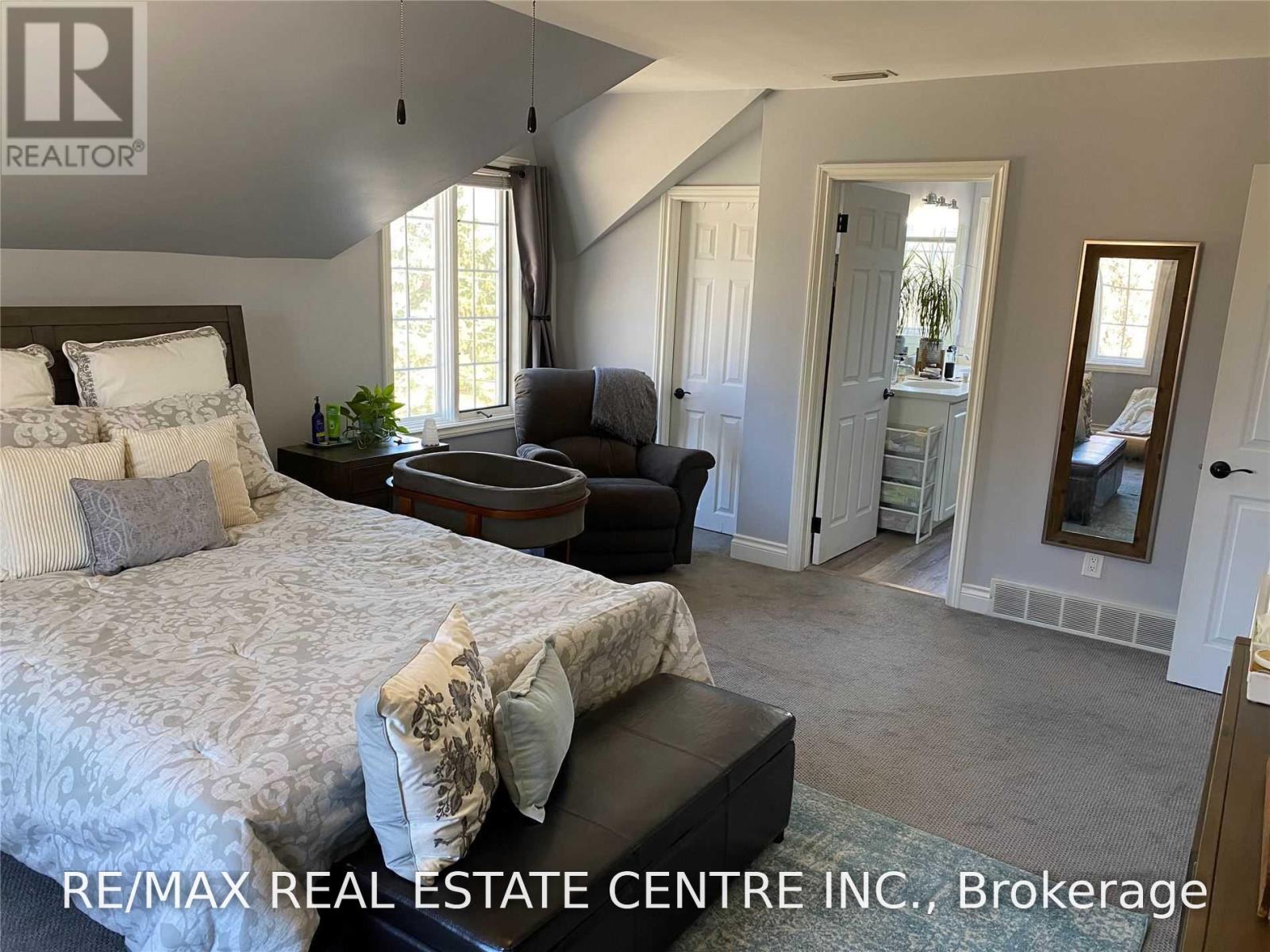 5 William Street, Halton Hills, Ontario  L7G 1Y2 - Photo 14 - W14033276