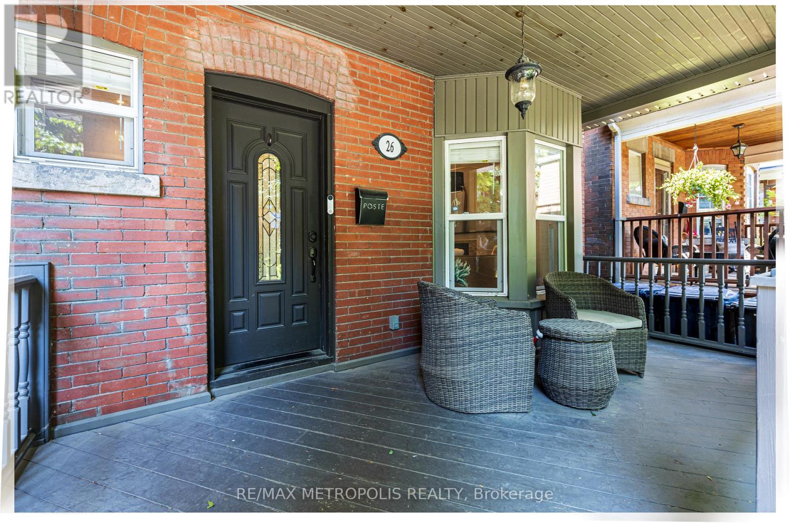 26 Algonquin Avenue, Toronto, Ontario  M6R 1K7 - Photo 2 - W14033282