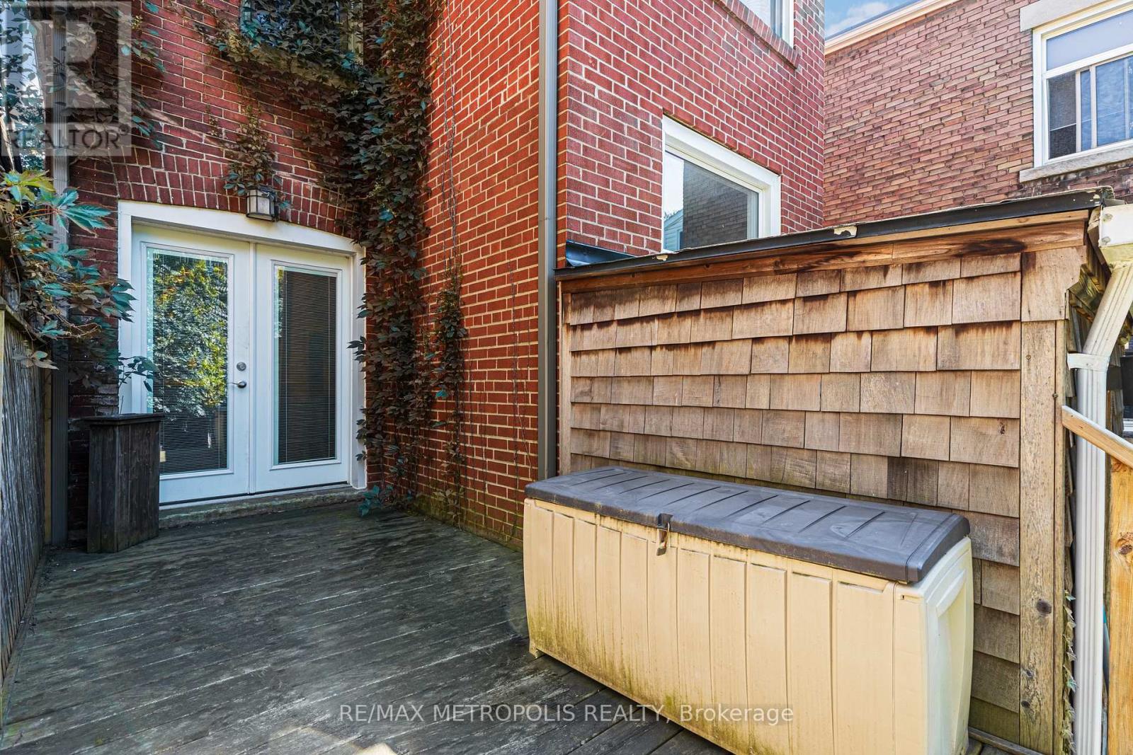 26 Algonquin Avenue, Toronto, Ontario  M6R 1K7 - Photo 40 - W14033282