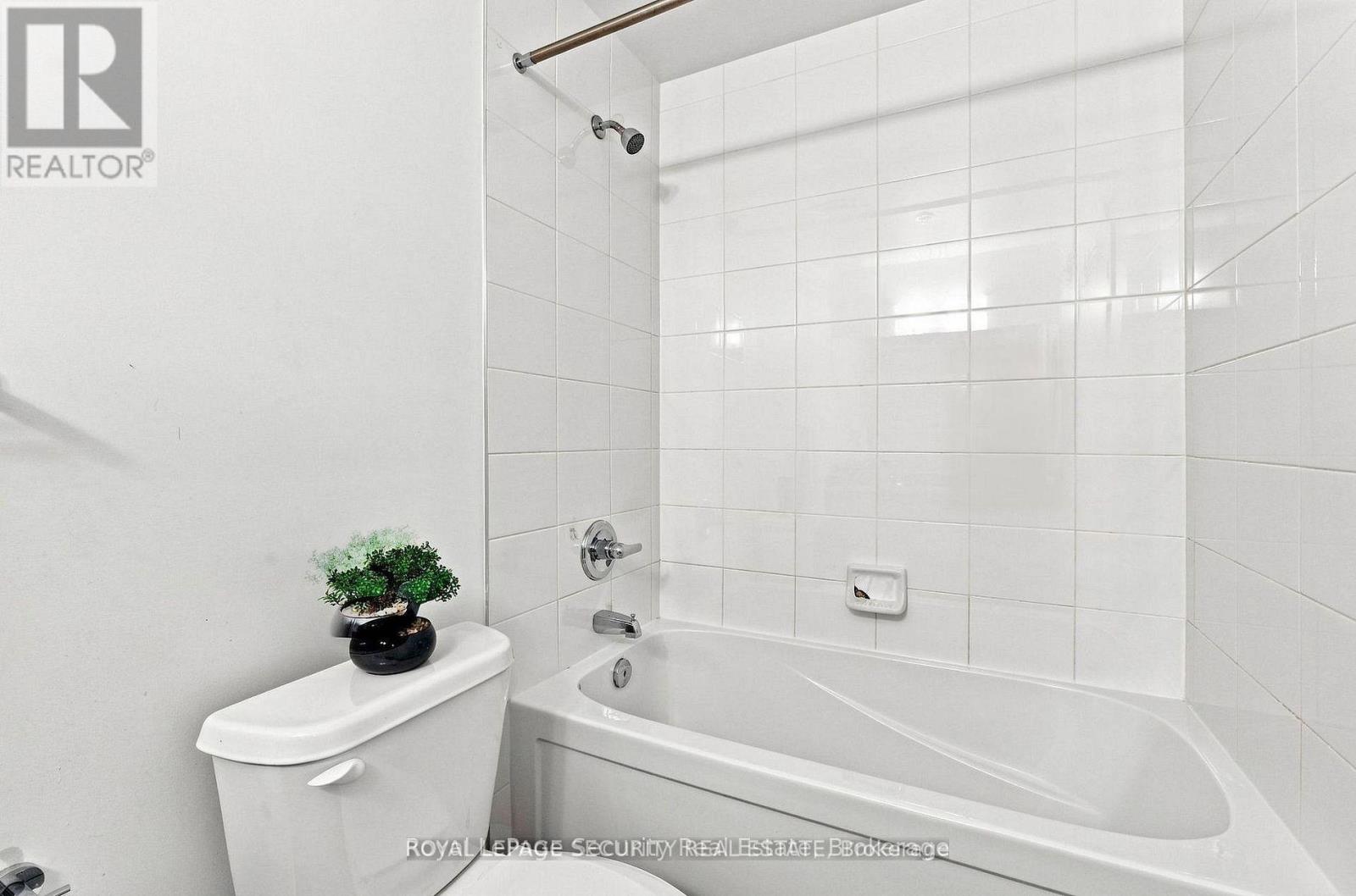 110 - 408 Browns Line, Toronto, Ontario  M8Z 0C2 - Photo 8 - W14033286