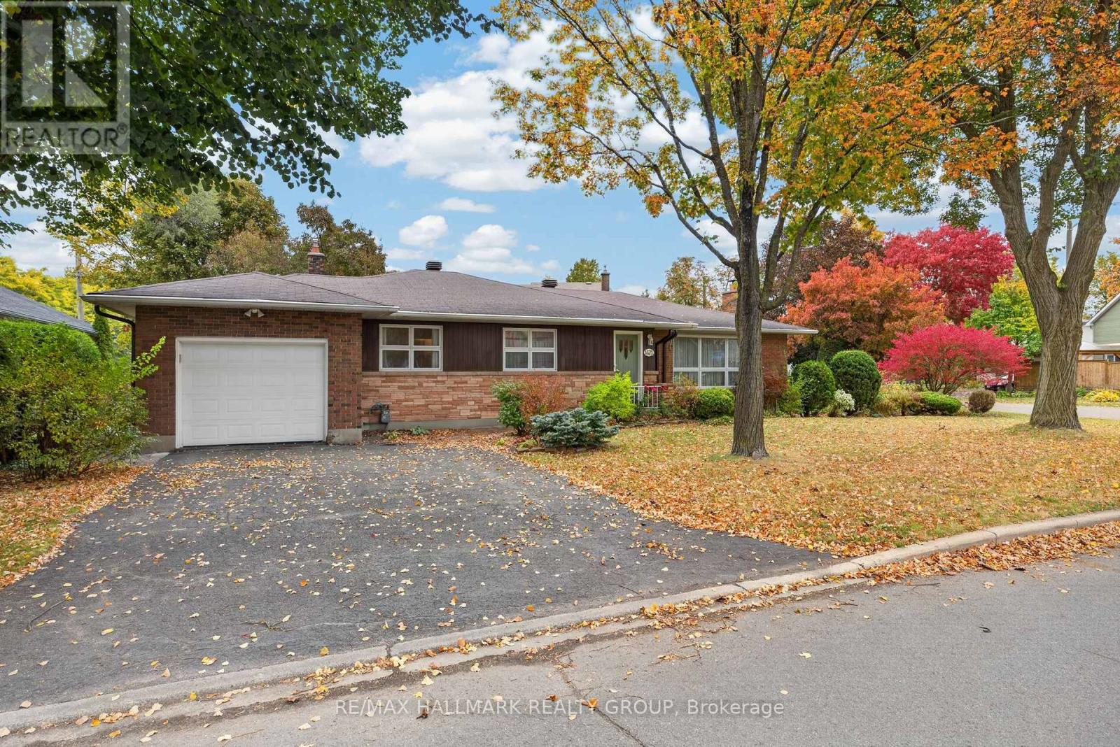 1471 ORCHARD AVENUE, Ottawa, Ontario