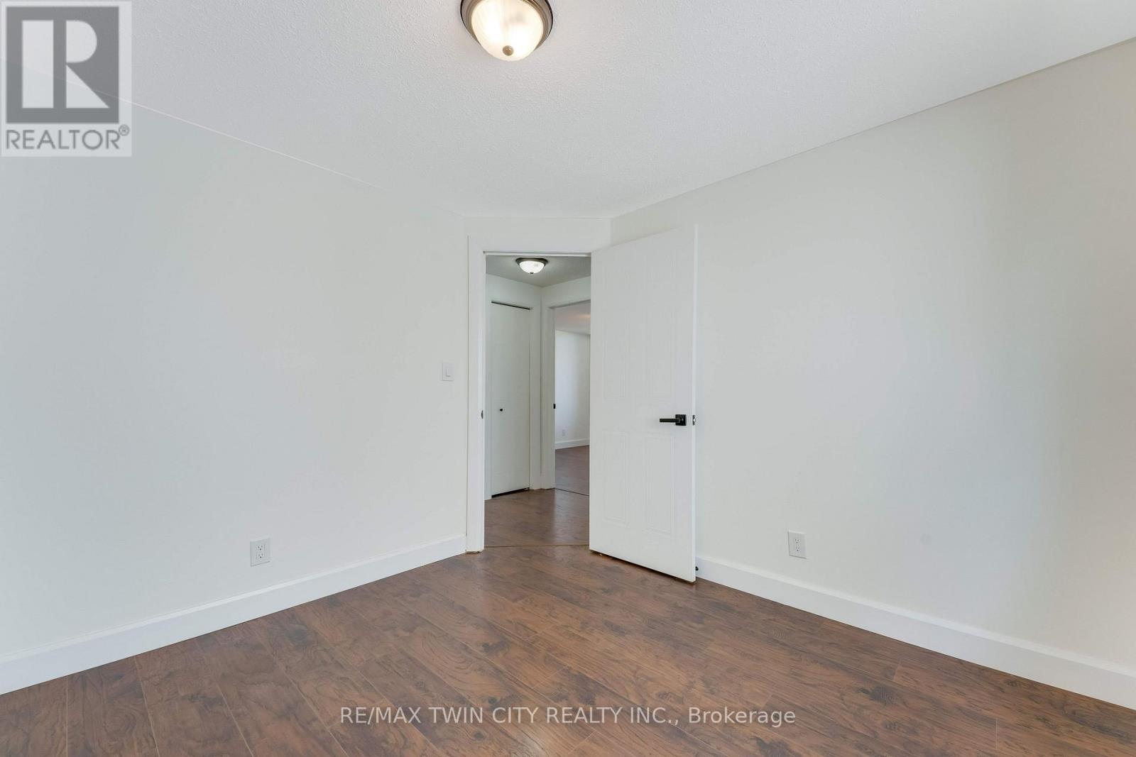 31 Swartz Street, Kitchener, Ontario  N2E 4A7 - Photo 23 - X14033172