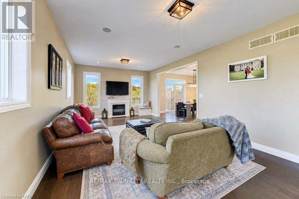 524 Sundew Drive, Waterloo, Ontario  N2V 0B8 - Photo 7 - X14033190