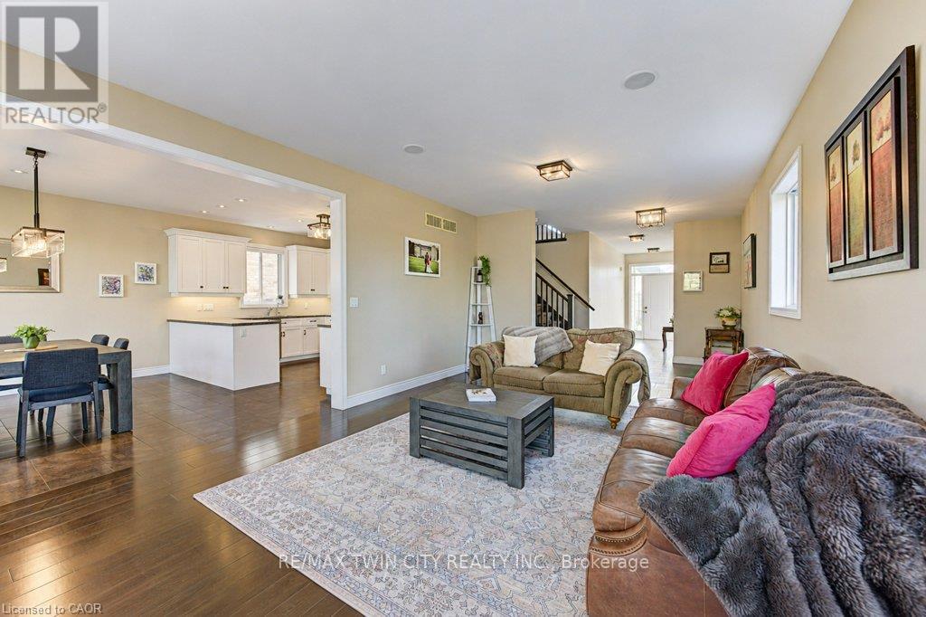 524 Sundew Drive, Waterloo, Ontario  N2V 0B8 - Photo 8 - X14033190