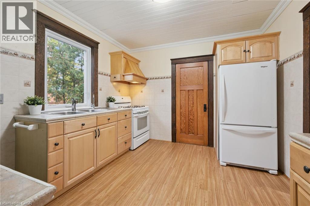 21 Braun Street, Kitchener, Ontario  N2H 3R2 - Photo 17 - 40870822