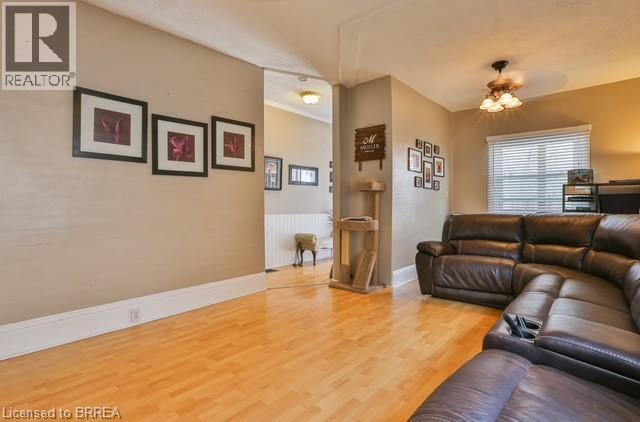 42 Spring Street, Brantford, Ontario  N3T 4M5 - Photo 6 - 40871270