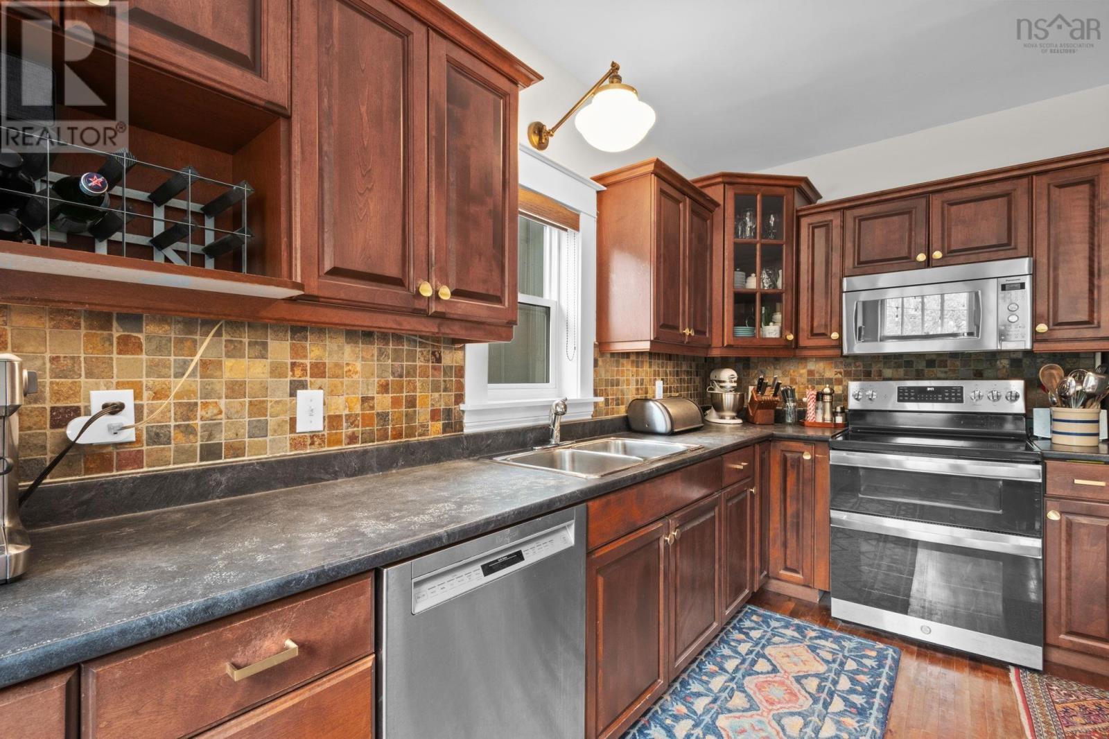 6326 Norwood Street, Halifax, Nova Scotia  B3H 2L1 - Photo 19 - 202625855