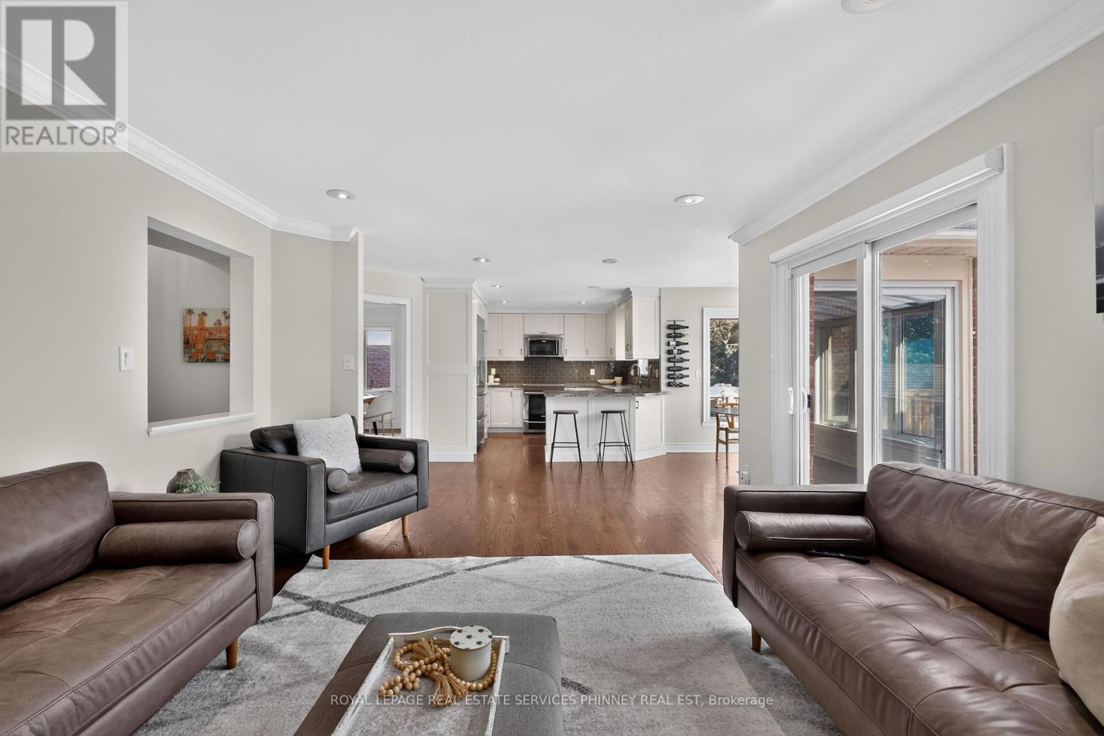 1012 Oak Meadow Road, Oakville, Ontario  L6M 1J7 - Photo 15 - W14032704