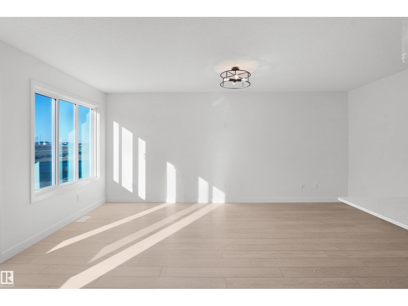 1862 187 ST NW