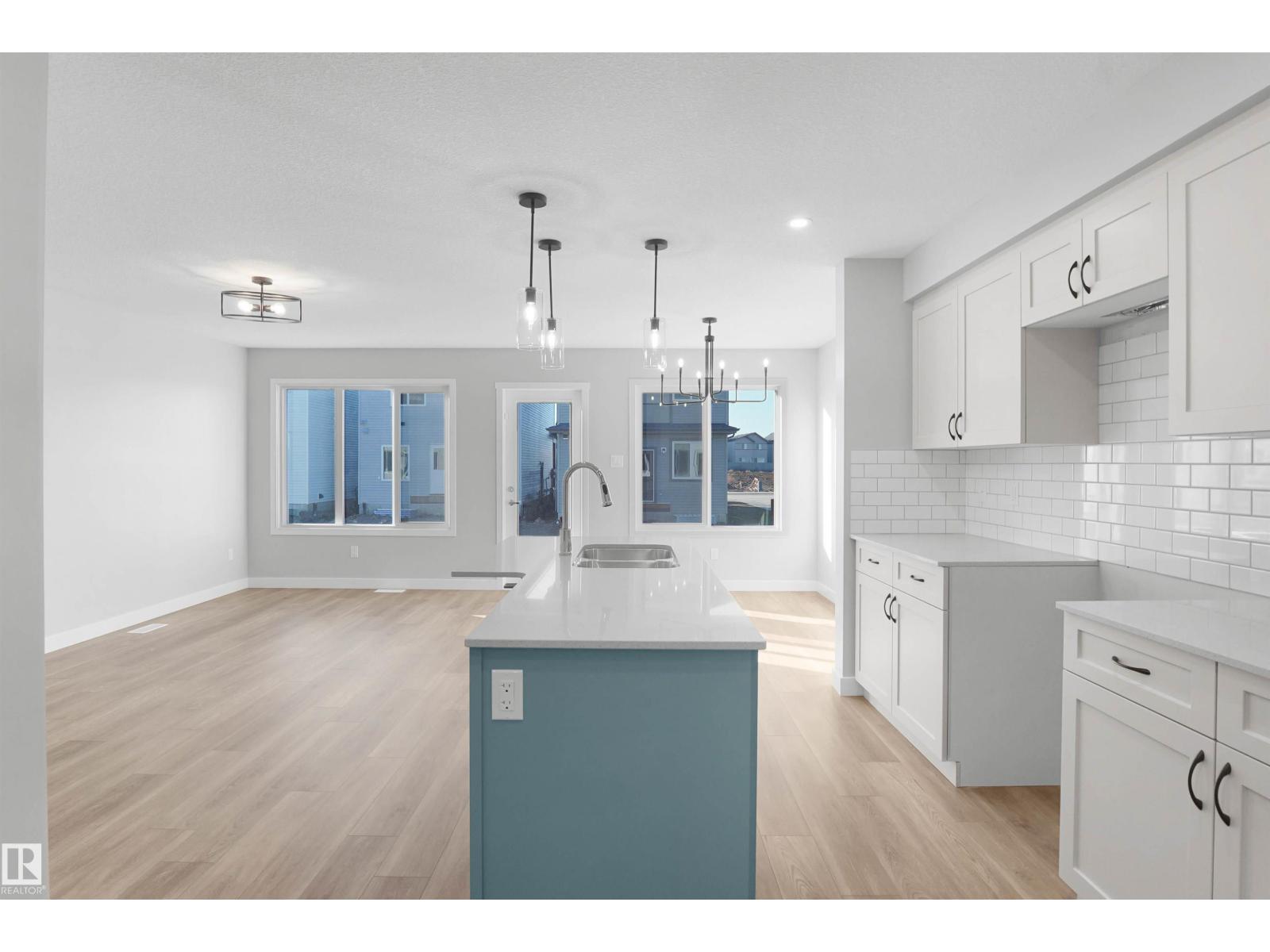 1864 187 ST NW