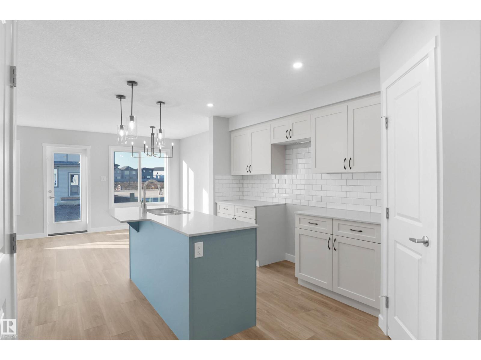 1864 187 ST NW