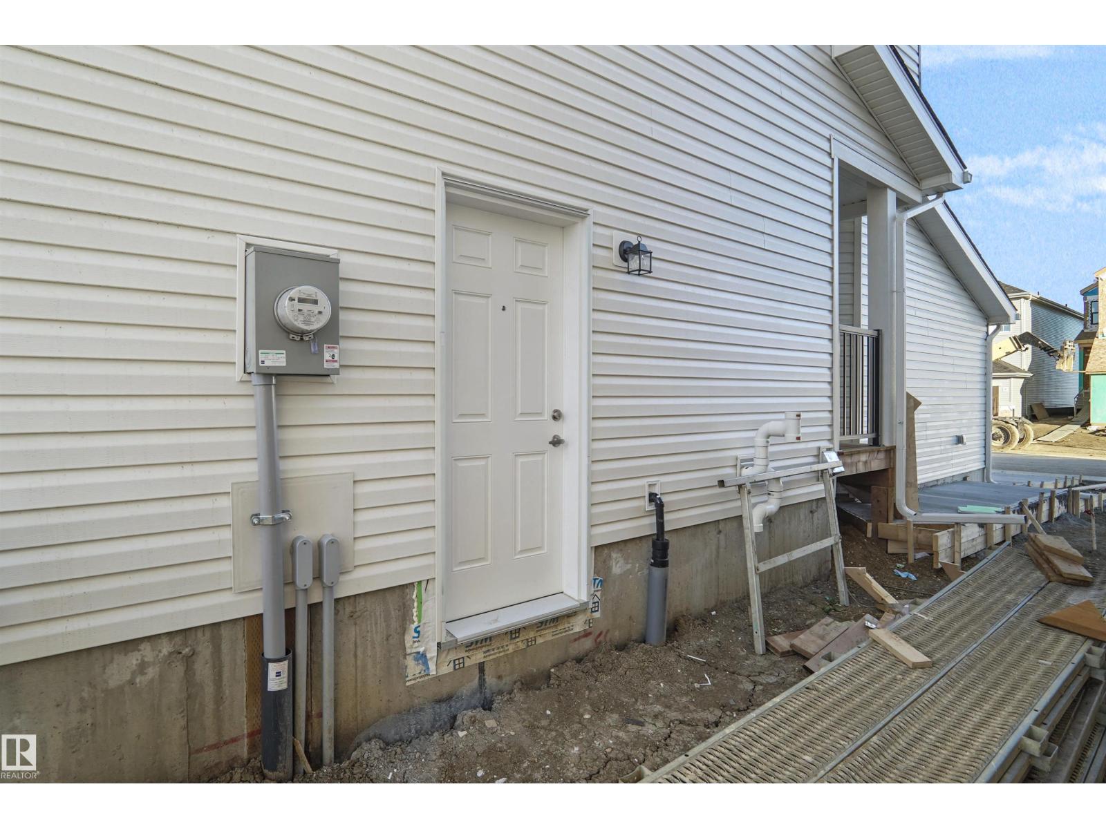 1864 187 ST NW
