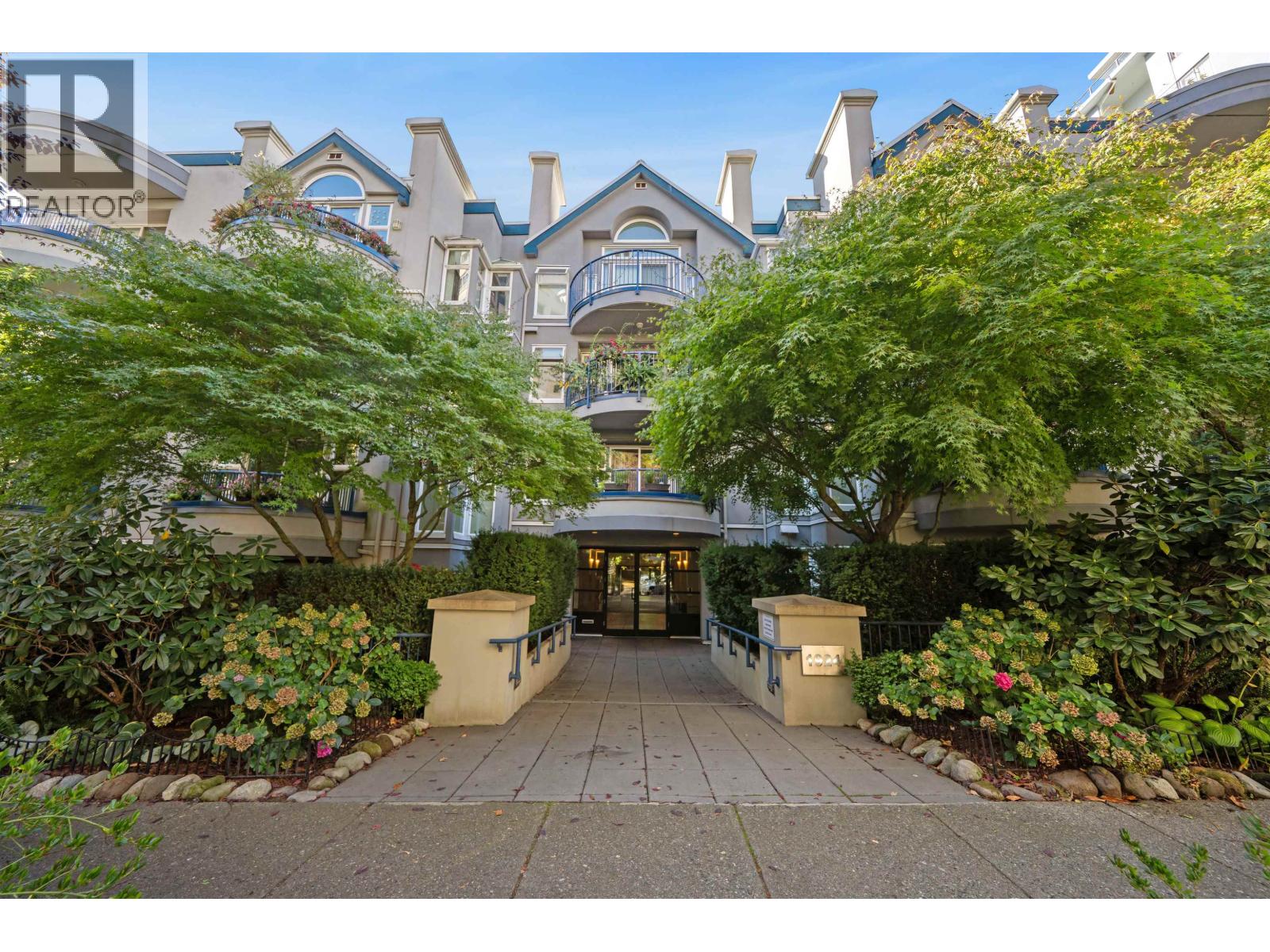 210 1924 Comox Street, Vancouver, British Columbia  V6G 1R4 - Photo 2 - R3174597