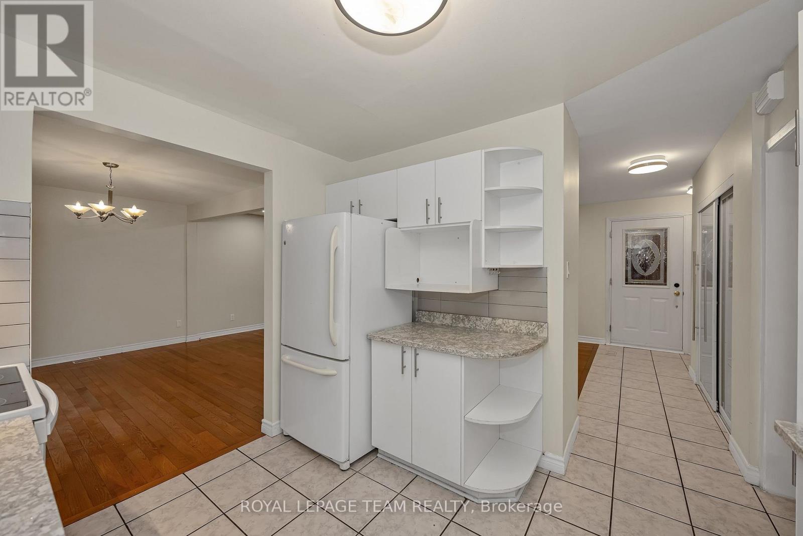 2200 Martha Avenue, Ottawa, Ontario  K1G 1K9 - Photo 17 - X14033404