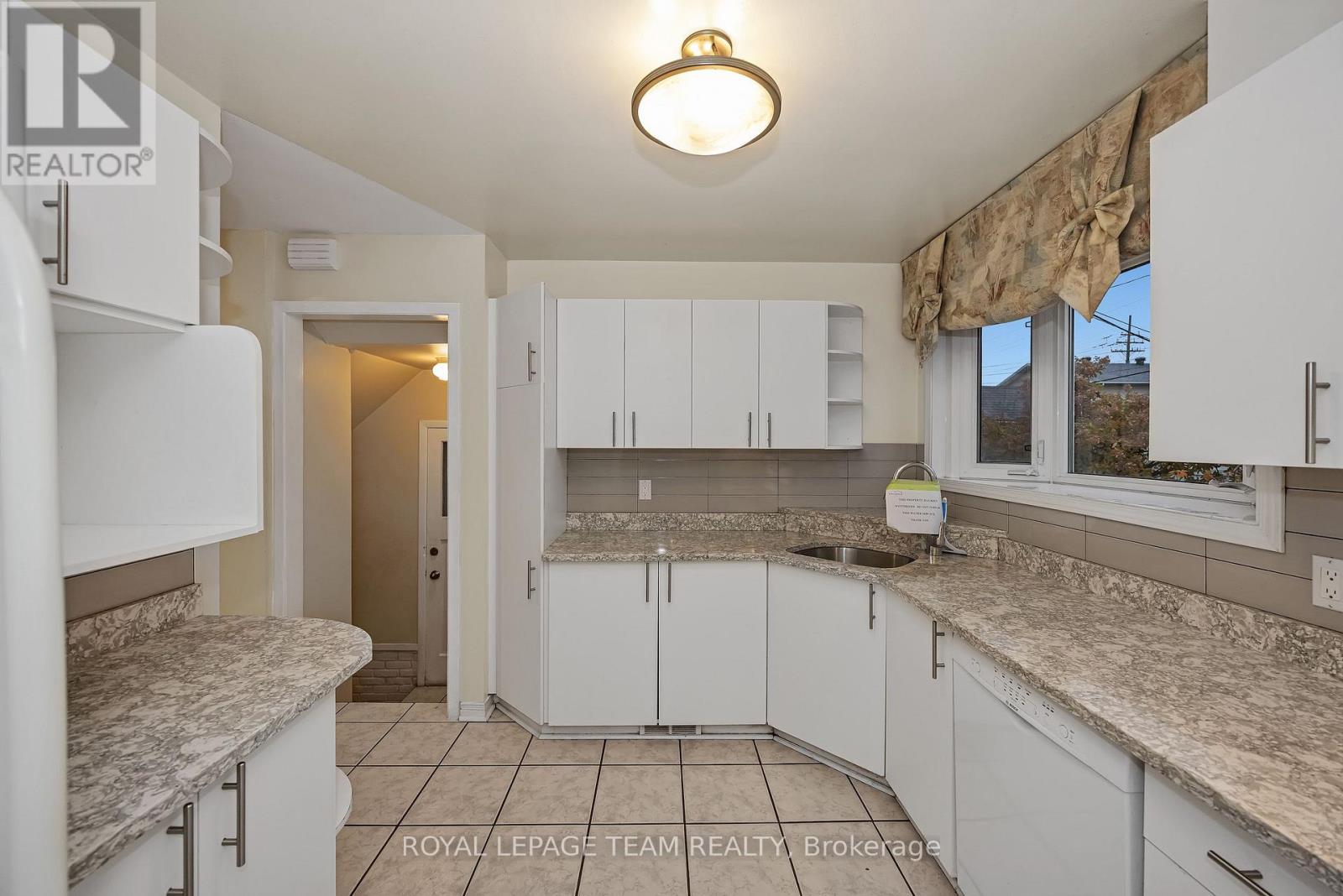 2200 Martha Avenue, Ottawa, Ontario  K1G 1K9 - Photo 19 - X14033404