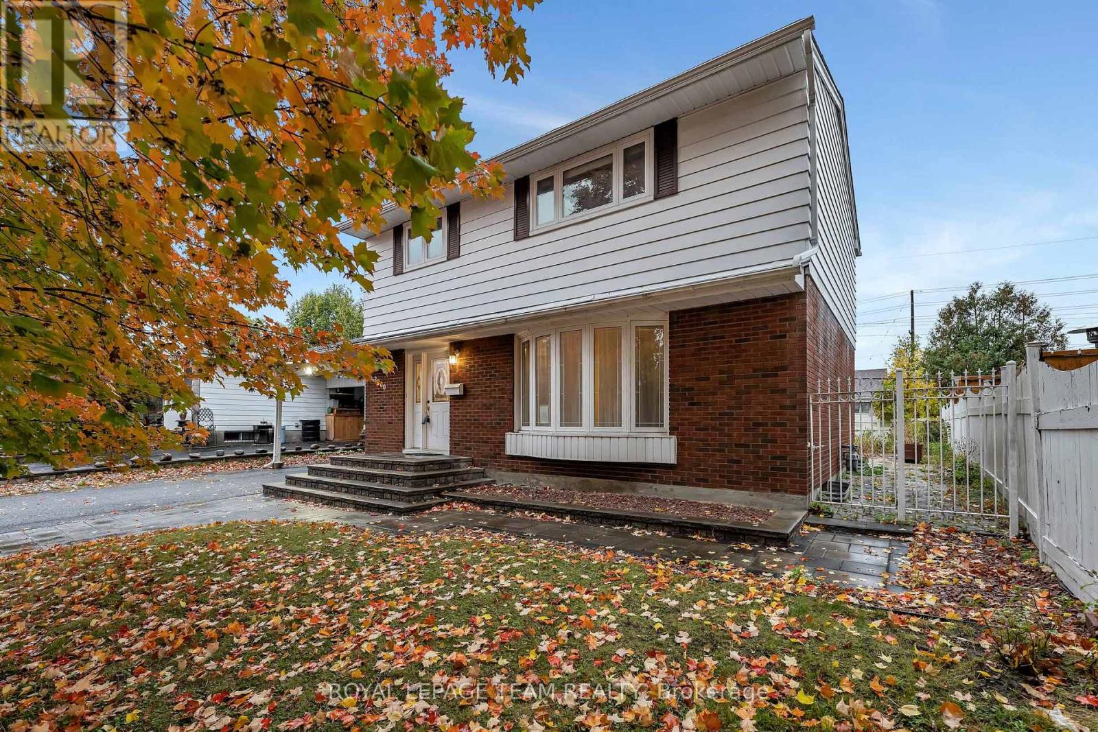2200 Martha Avenue, Ottawa, Ontario  K1G 1K9 - Photo 2 - X14033404