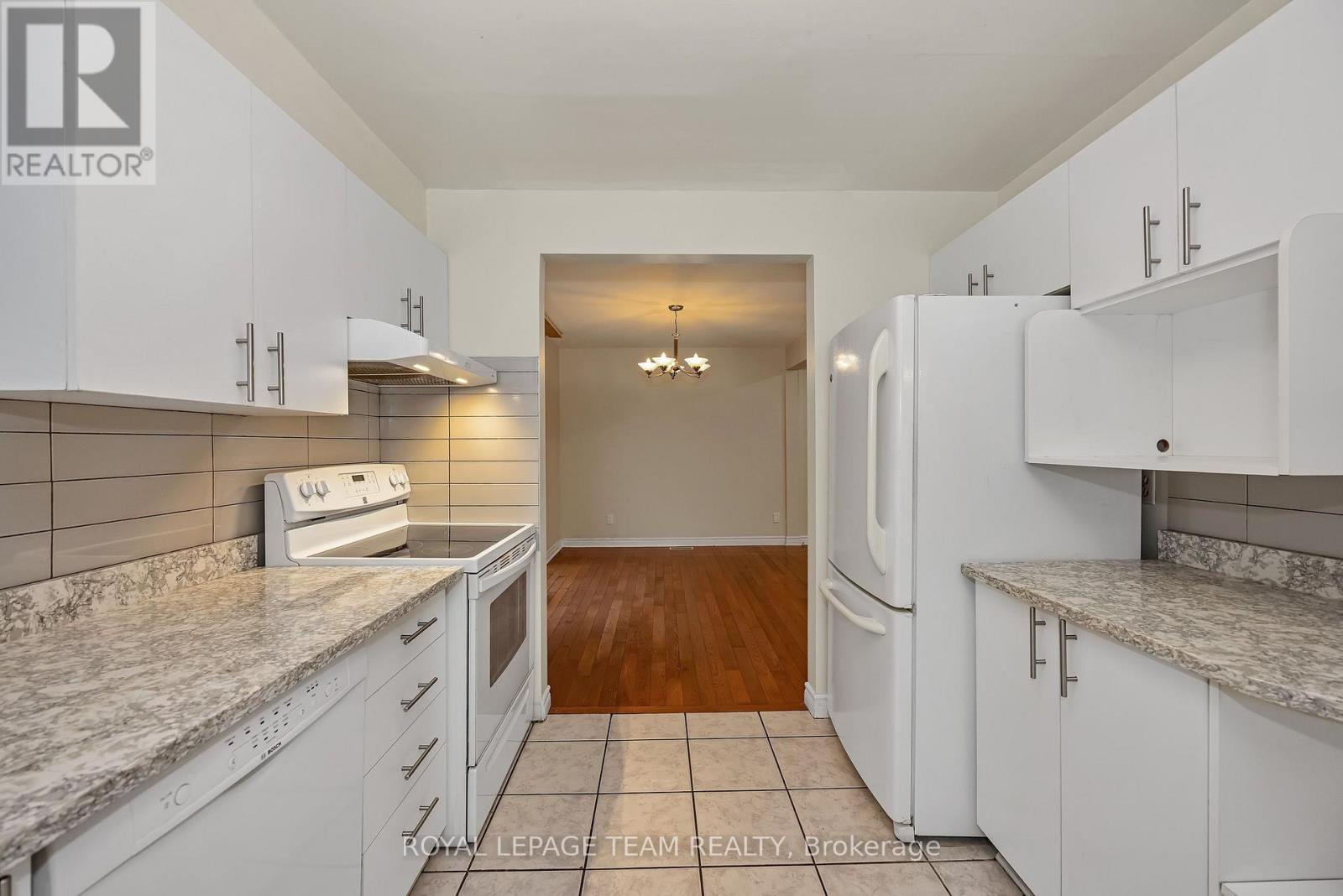 2200 Martha Avenue, Ottawa, Ontario  K1G 1K9 - Photo 20 - X14033404