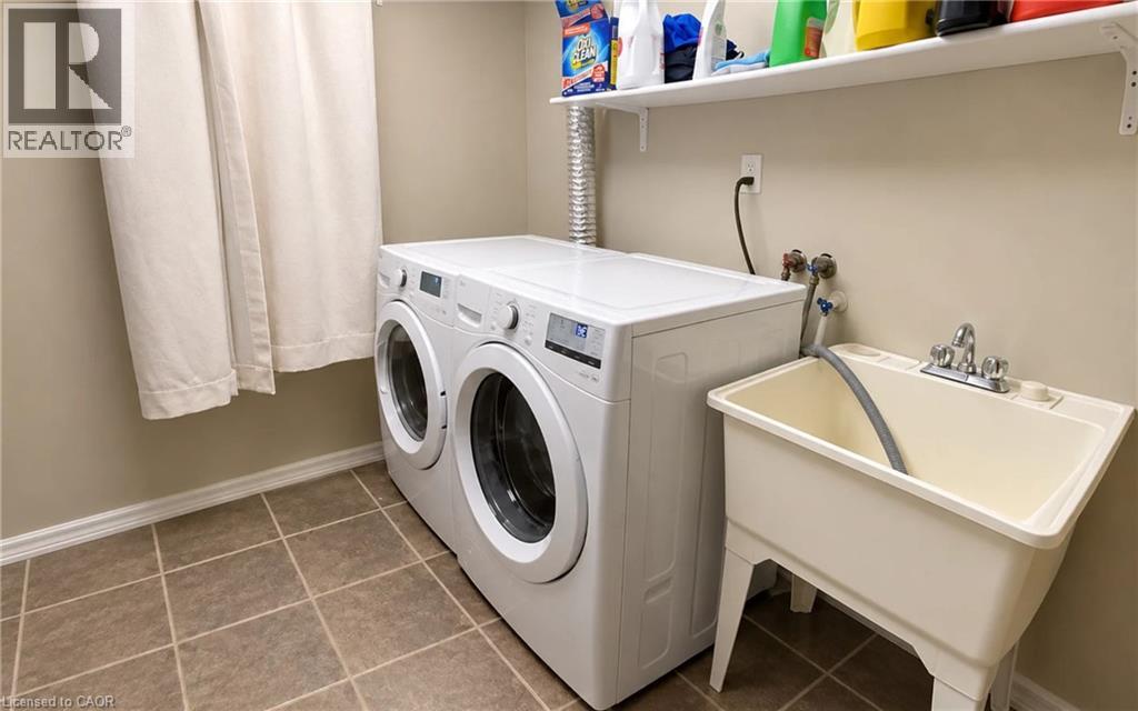 24 Queenslea Drive, Hamilton, Ontario  L8W 1G1 - Photo 10 - 40866445
