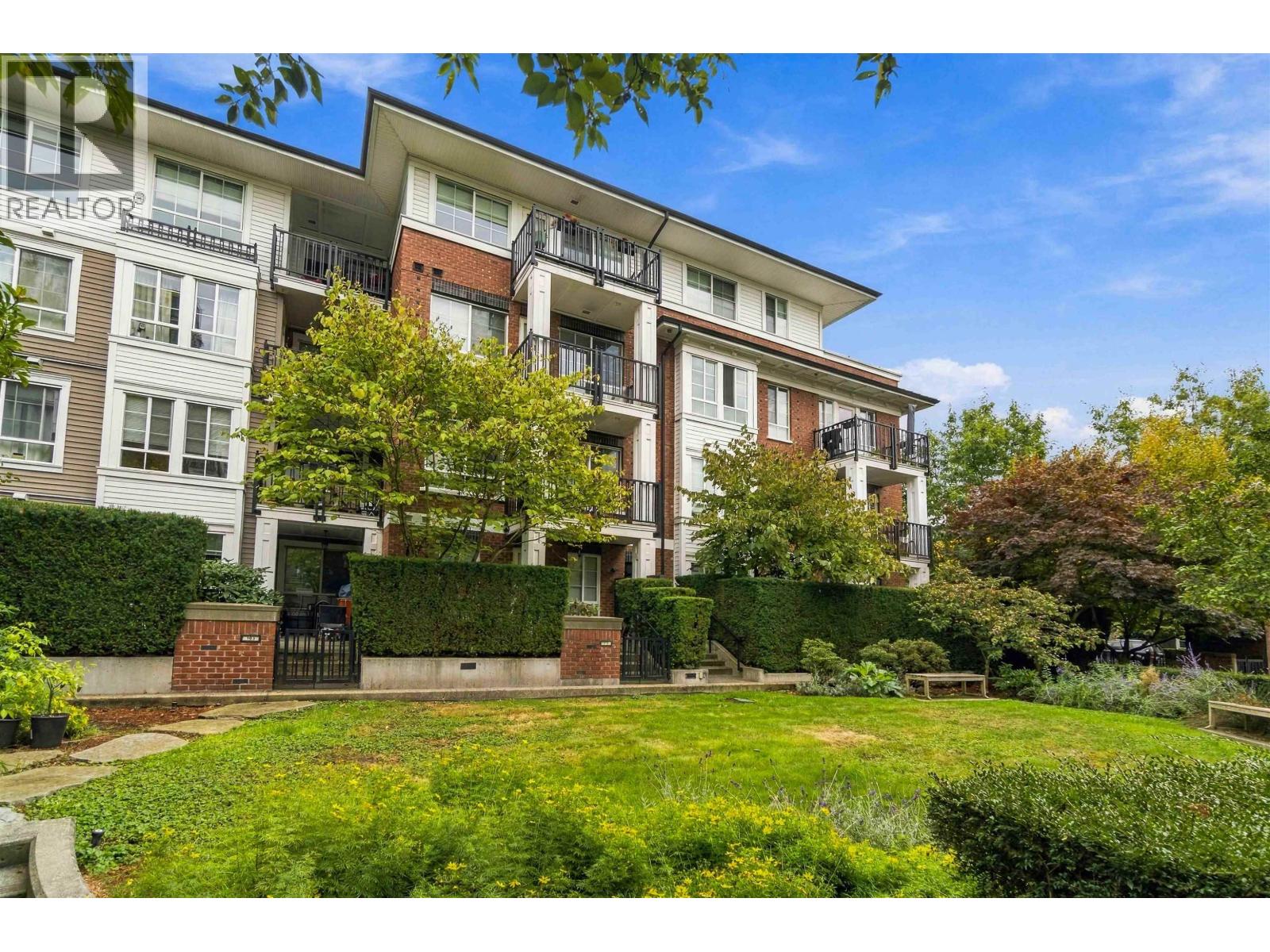 212 555 Foster Avenue, Coquitlam, British Columbia  V3J 3W2 - Photo 31 - R3175293