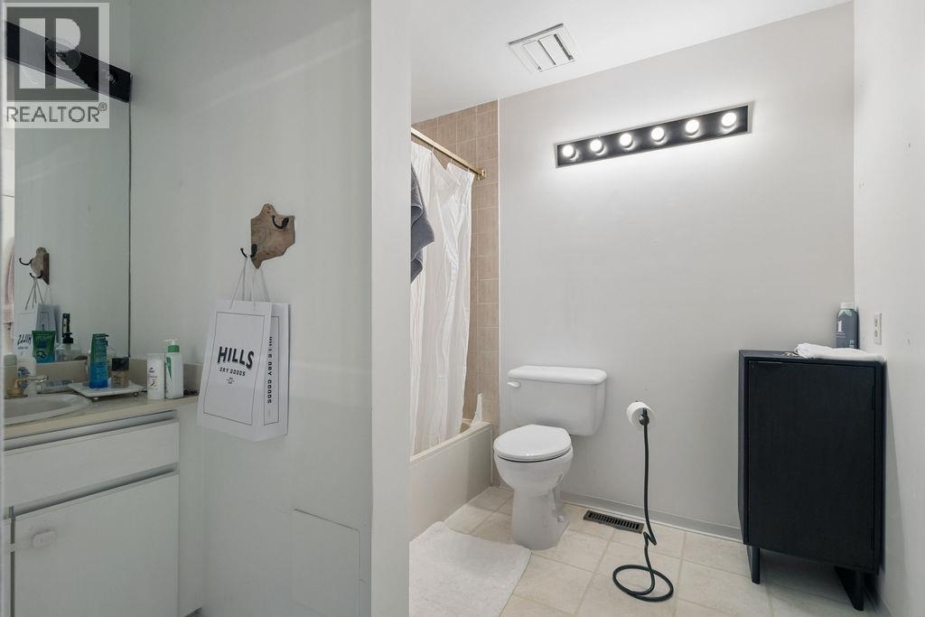 6566 Pinehurst Drive, Vancouver, British Columbia  V5X 4P1 - Photo 16 - R3175299