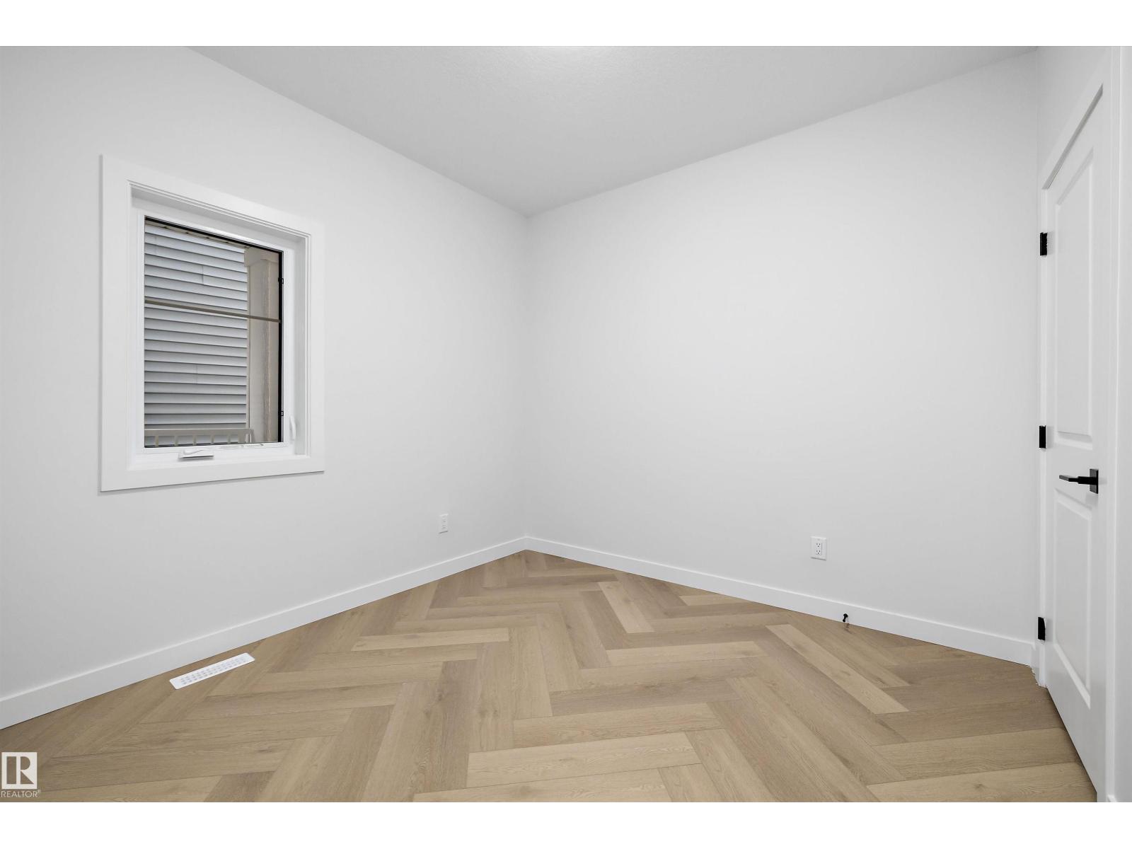973 Elderberry Ld Nw Nw, Edmonton, Alberta  T6M 3K3 - Photo 4 - E4509117