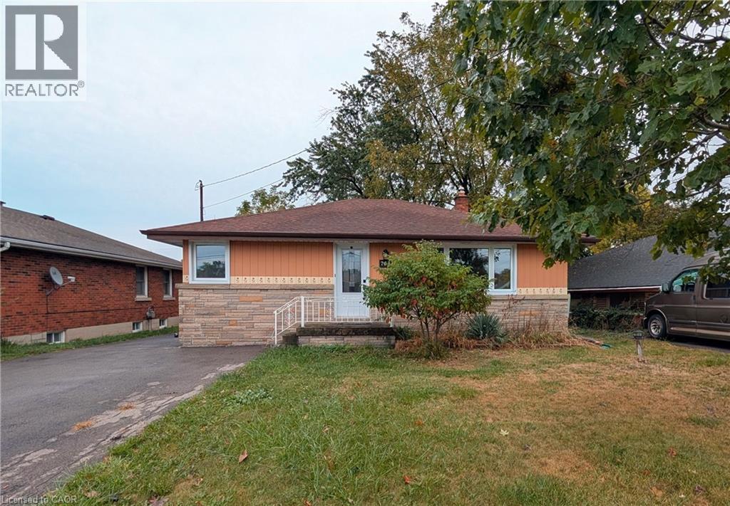 763 Upper Ottawa Street, Hamilton, Ontario  L8T 3T8 - Photo 2 - 40868103