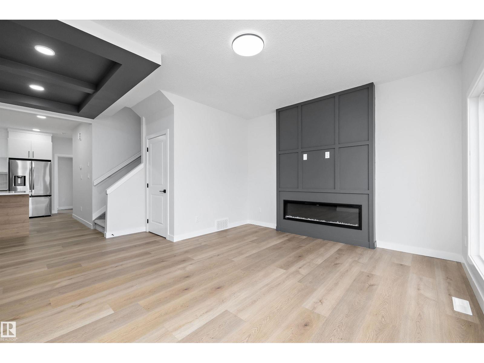 273 Edgemont Gr Nw Nw, Edmonton, Alberta  T6M 3J7 - Photo 3 - E4509734