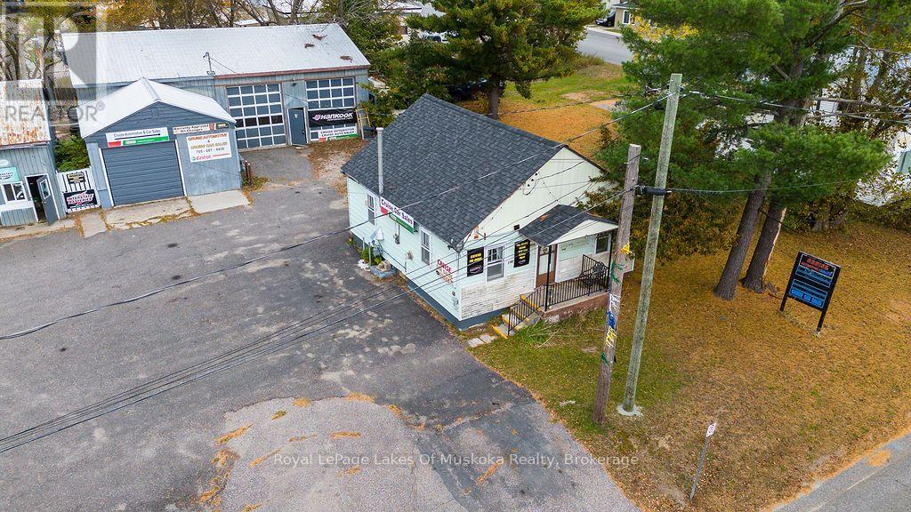 180 Phillip Street E, Gravenhurst, Ontario  P1P 1J4 - Photo 3 - X14033434
