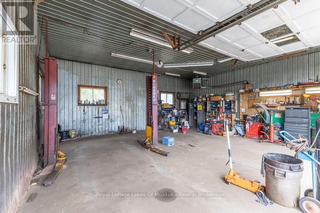 180 Phillip Street E, Gravenhurst, Ontario  P1P 1J4 - Photo 8 - X14033434