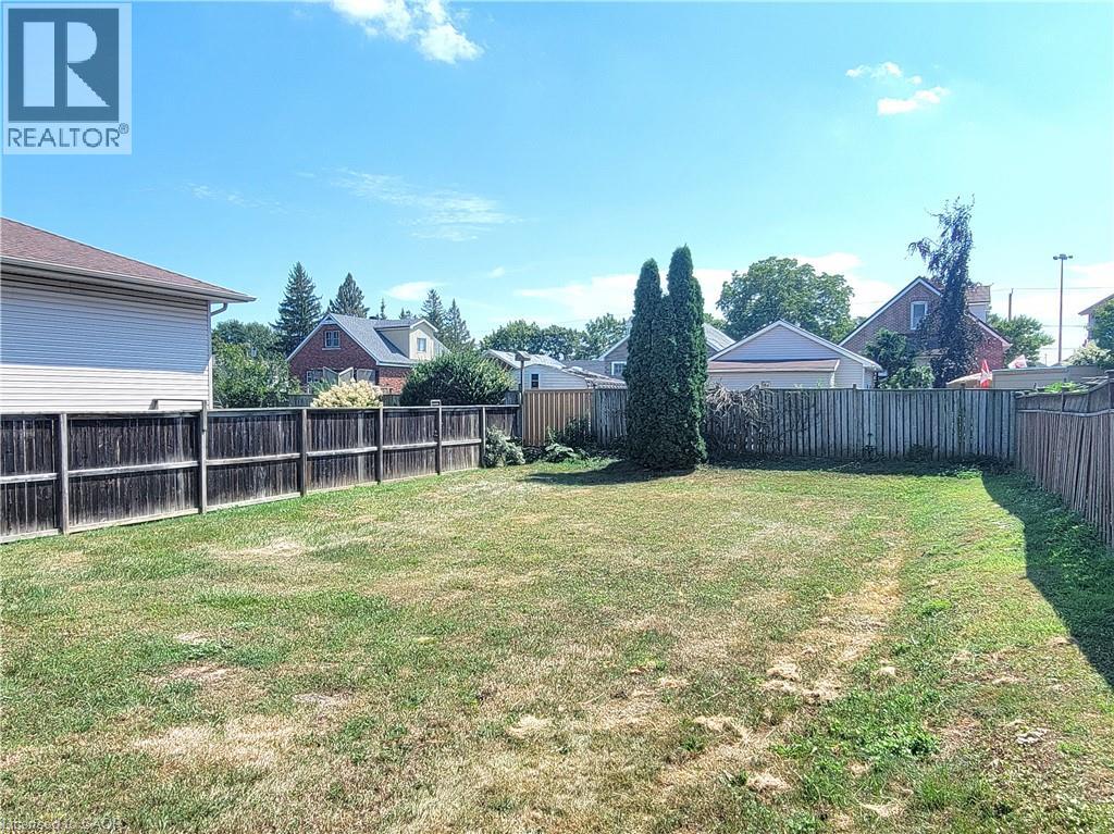 6554 Harper Drive, Niagara Falls, Ontario  L2E 7K6 - Photo 11 - 40871360