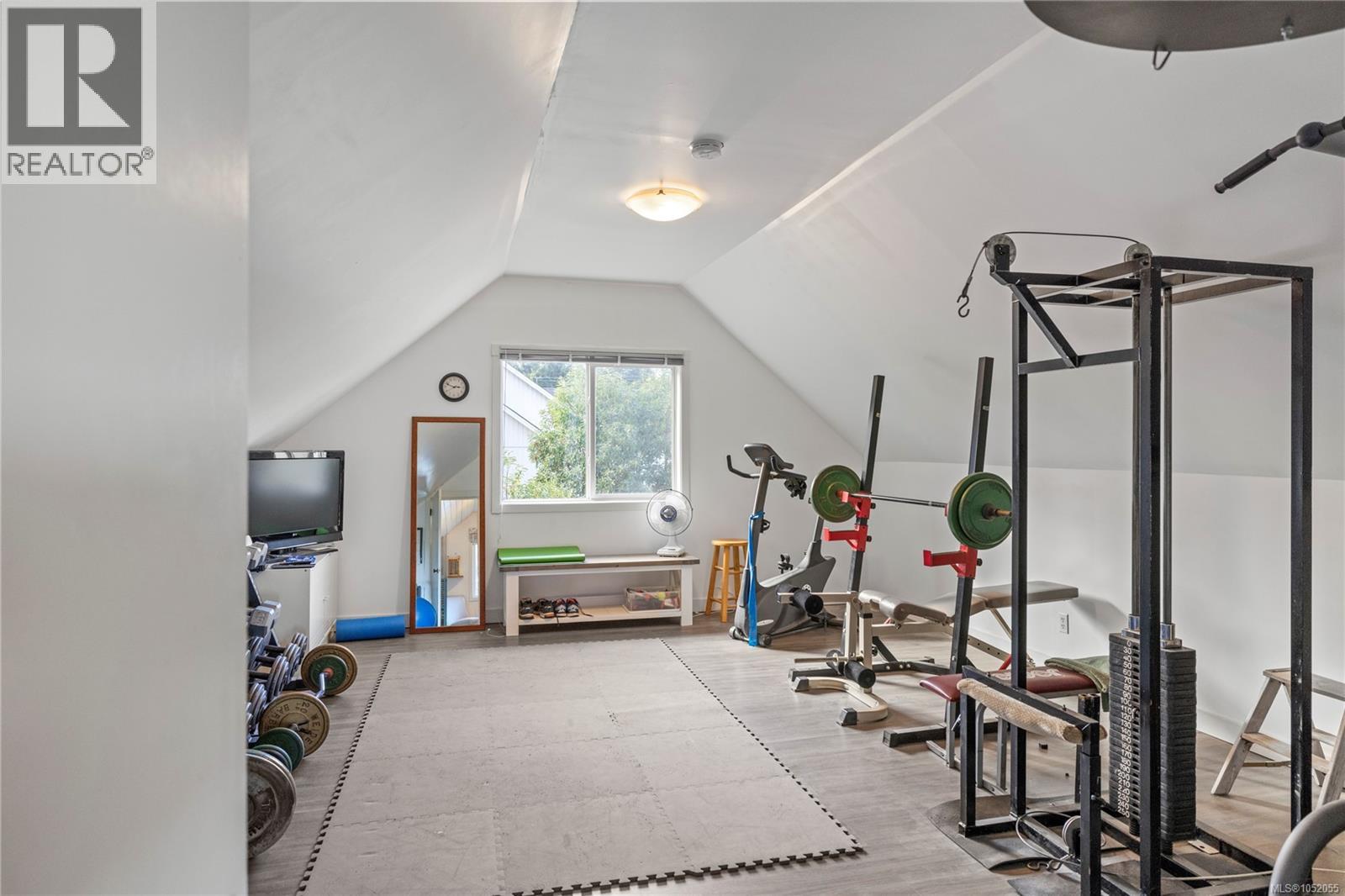 117 Clarke Rd