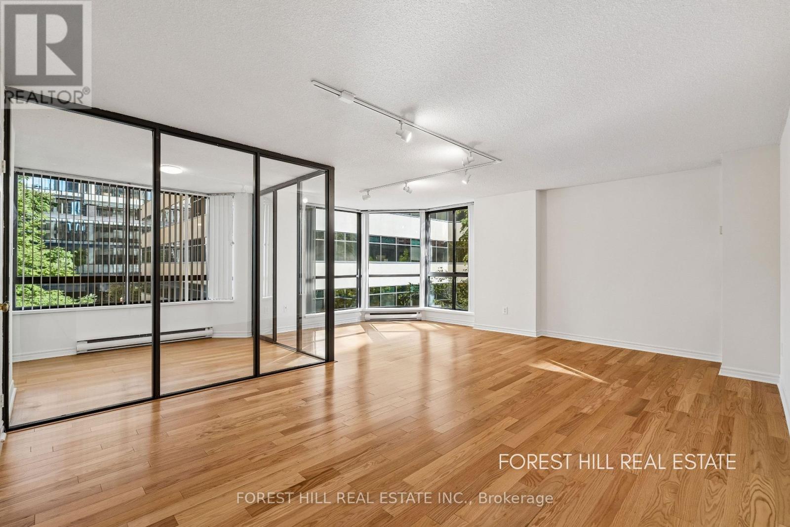 301b - 195 St. Patrick Street, Toronto, Ontario  M5R 2Y8 - Photo 7 - C14033032