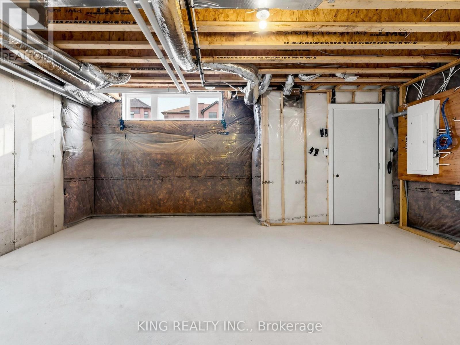 107 Jack Bowerbank Boulevard, Oakville, Ontario  L6M 4K1 - Photo 25 - W13872030