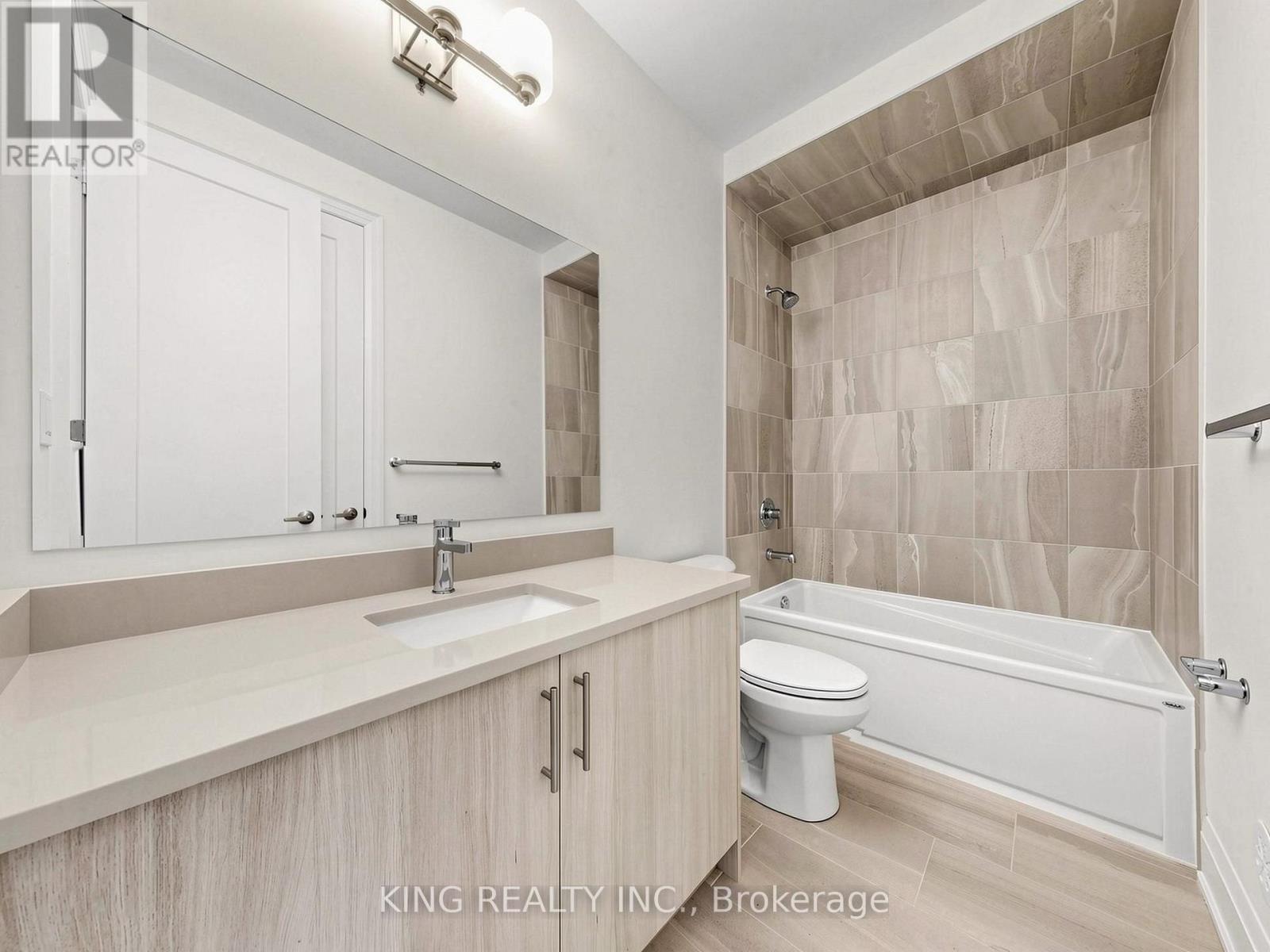 107 Jack Bowerbank Boulevard, Oakville, Ontario  L6M 4K1 - Photo 6 - W13872030