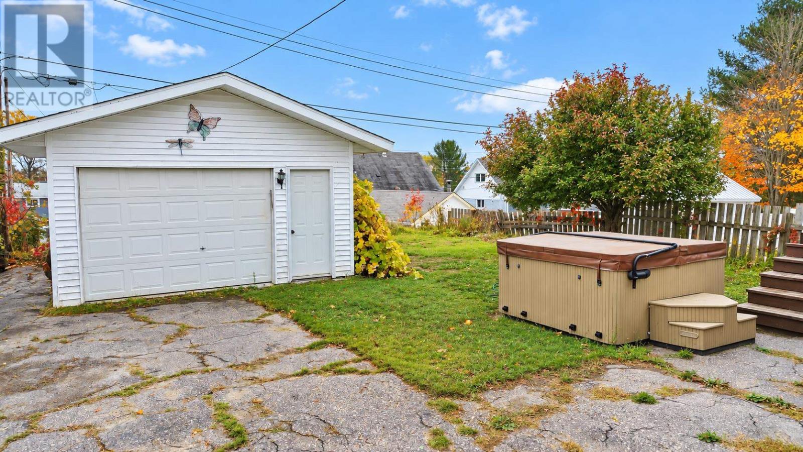 114 Hirshhorn Ave, Elliot Lake, Ontario  P5A 1P4 - Photo 28 - SM262875