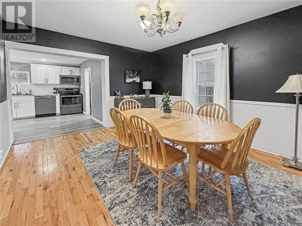 282 Syroid Street, Espanola, Ontario  P5E 1G7 - Photo 4 - 2130911