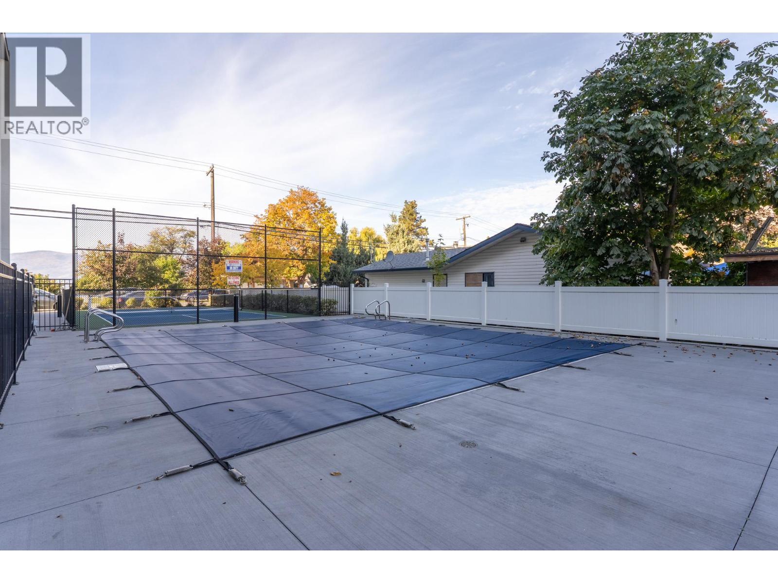 2555 Lakeshore Road Unit# 514